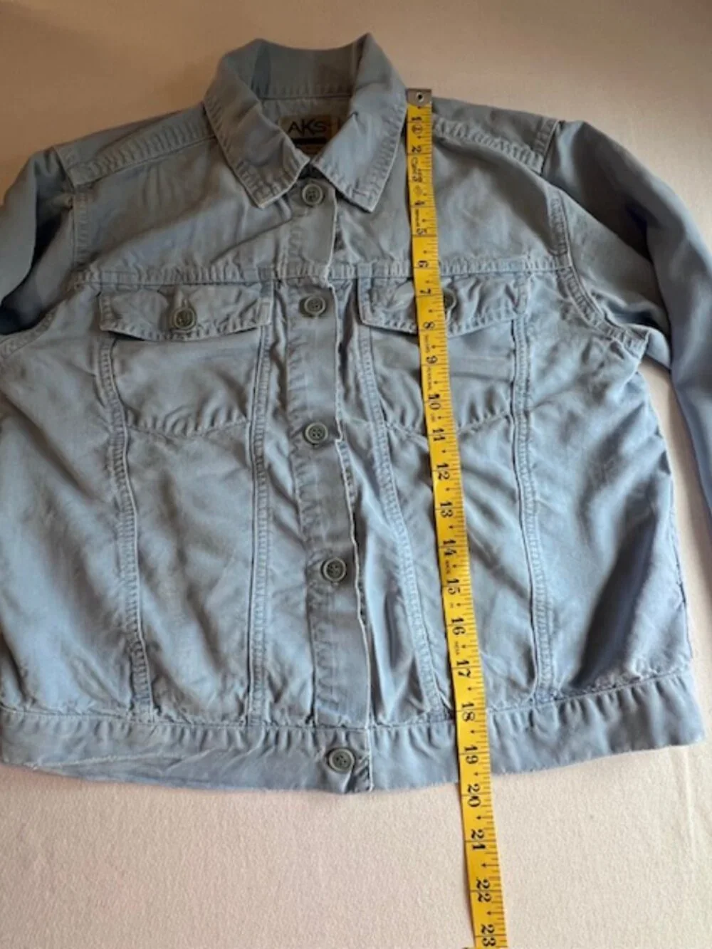 AMY K SU light blue denim jacket faded classic trucker women's  x-small petite‎
